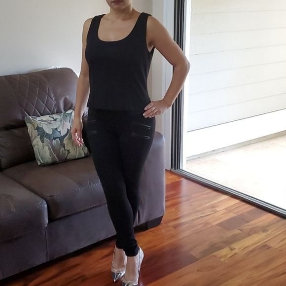 NWOT Black Eliza J Sleeveless Crop Top Blouse - Picture 1 of 8